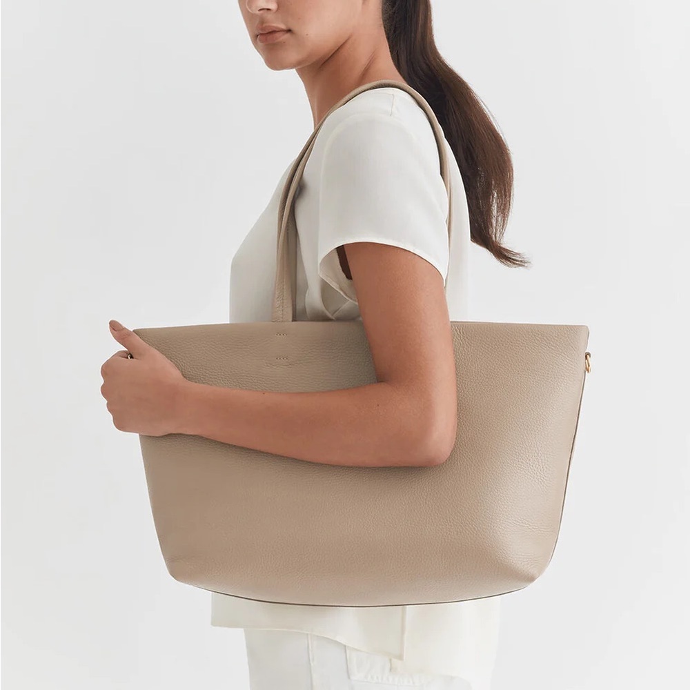 Cuyana Small Easy Zipper Tote, Adjustable Wide Strap, and Zipper Pouch (Stone)